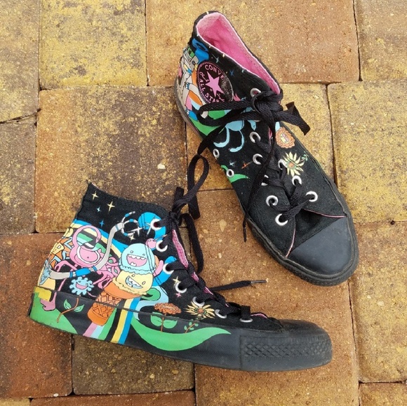 black unicorn converse